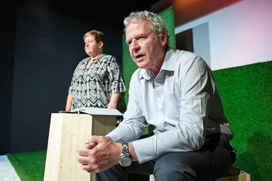 Alle lieben George Bild 3