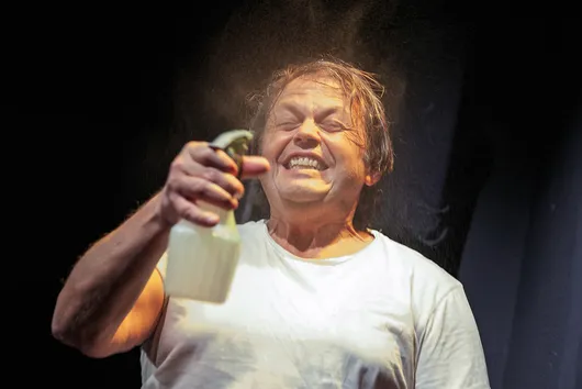 Alle lieben George Bild 6